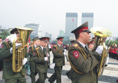 Military bands play in East China