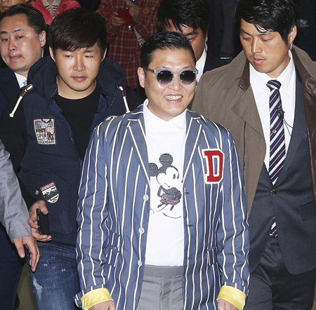 Psy honored at Tribeca Film Festival