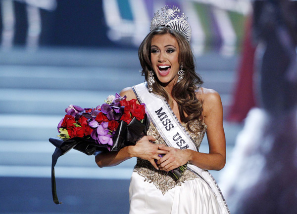 Miss Connecticut Erin Brady crowned Miss USA 2013