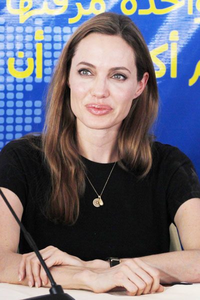 Angelina Jolie attends UN news conference in Syria