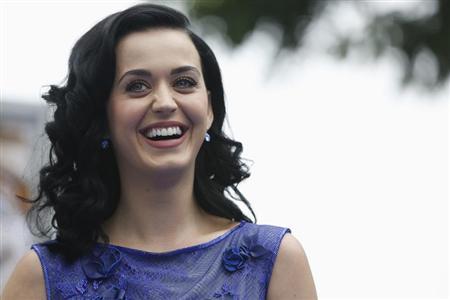 Katy Perry, 'Anchorman' Ron Burgundy lead performers at MTV EMAs