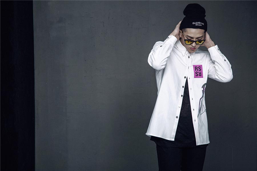 Fashion icon Kris Wu releases new photos