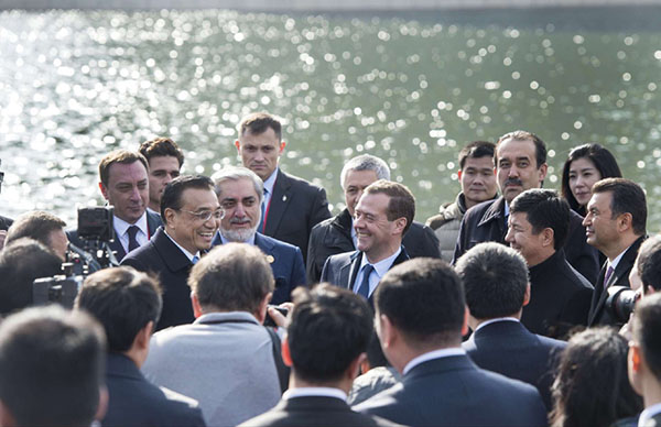Chinese premier calls for co-op with SCO countries on urbanization