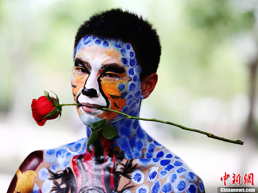 body painting contest held in e chinas nanjing
