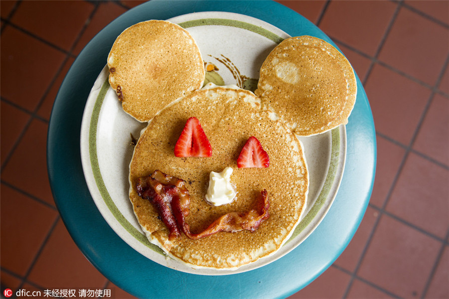 Adorable Mickey Mouse dish brings delight