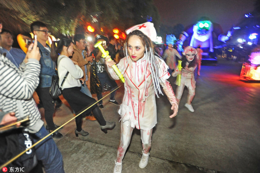 Halloween celebrations spread throughout China