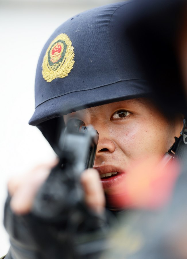 China's elite anti-terror team for 2013
