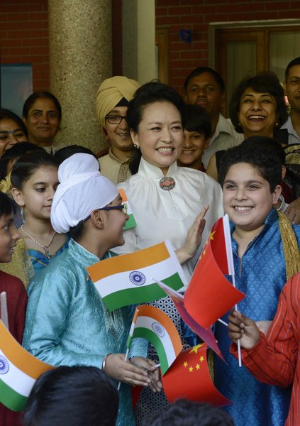 India smiles for China's First Lady