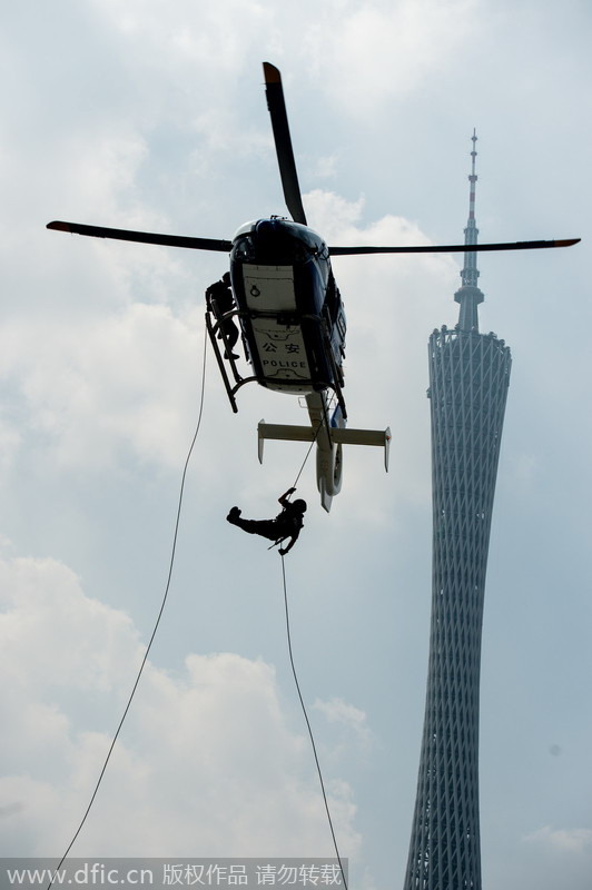 Guangzhou police launch air patrol