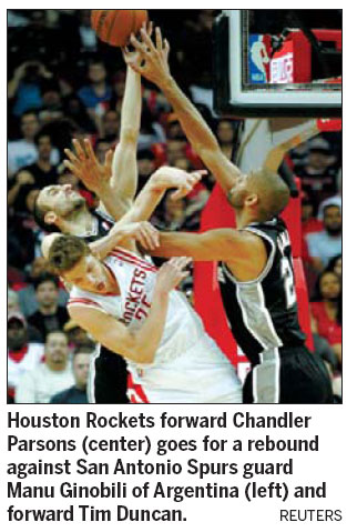 Harden's late jumper lifts Rockets over Spurs