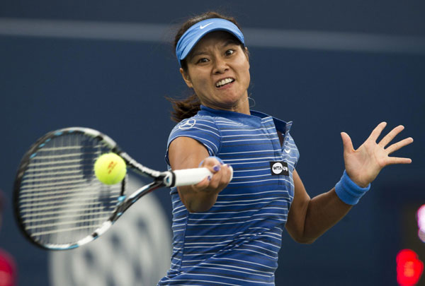 Li Na battles her way into Rogers Cup quarters