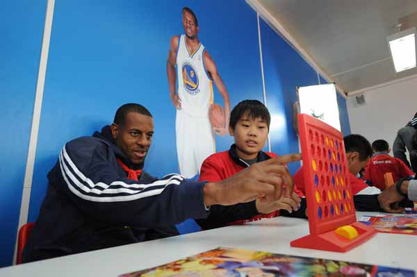 Warriors visit little fans in Beijing