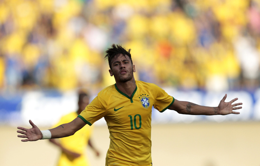 Neymar leads 4-0 Brazil romp in World Cup warmup