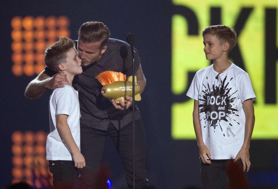 Beckham receives first-Ever legend award from Nickelodeon