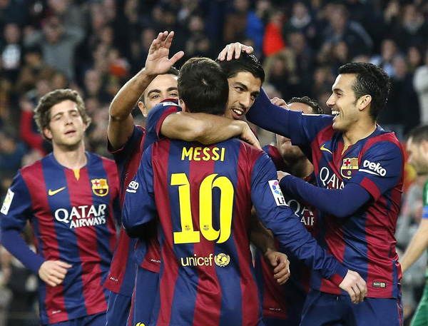 Messi hits hat-trick to celebrate 300th league appearance