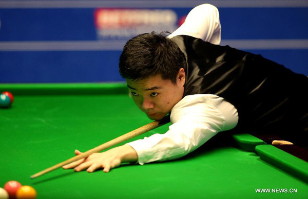 Ding comes from behind to enter 2nd round at 2015 Worlds