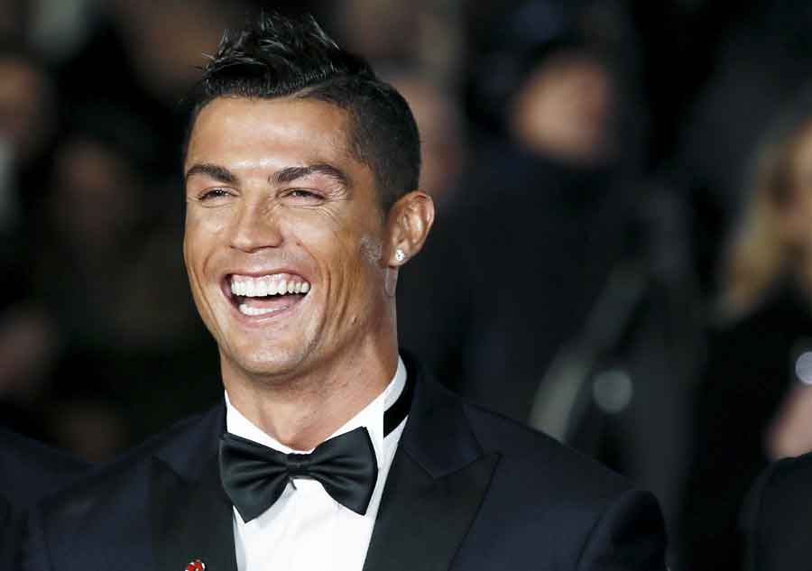 Focus on Ronaldo starring in <EM>Ronaldo</EM>