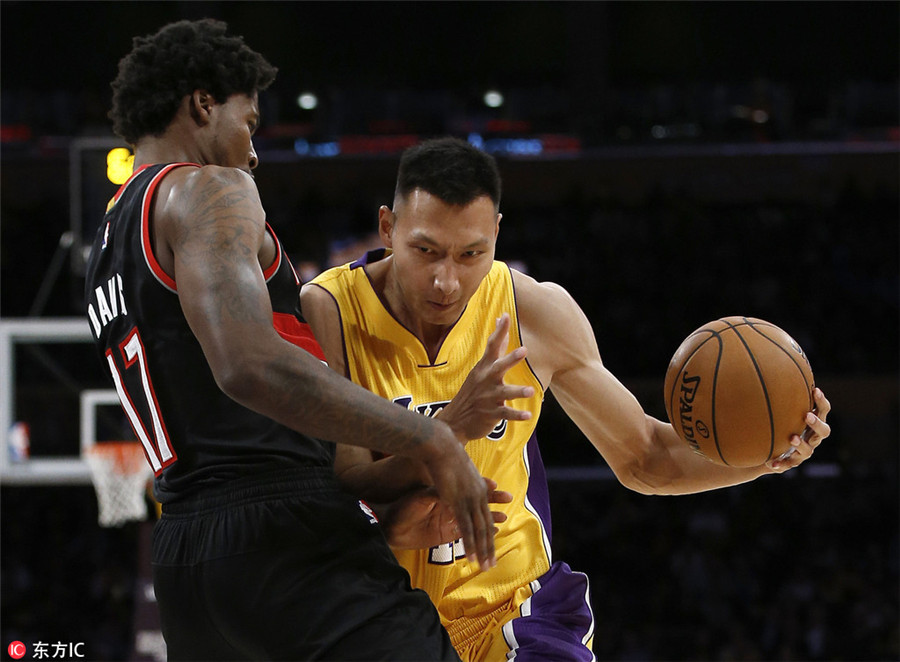 Lakers lose to Trail Blazers, Yi scores 4 points