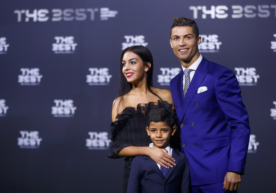 FIFA declares Cristiano Ronaldo best men's player