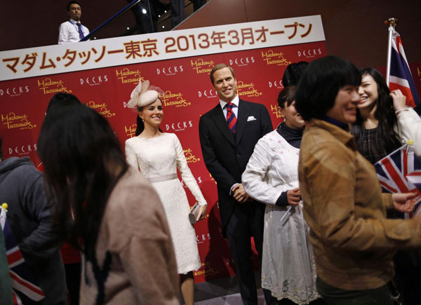 Prince William and Catherine's wax figures displayed in Tokyo