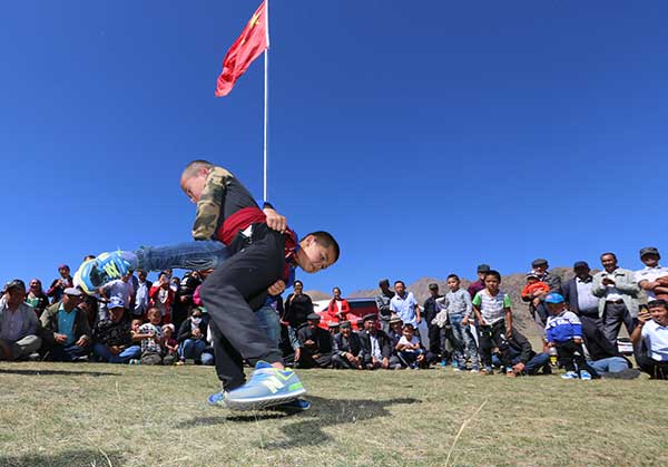 Xinjiang sees tourism boom during annual Corban festival