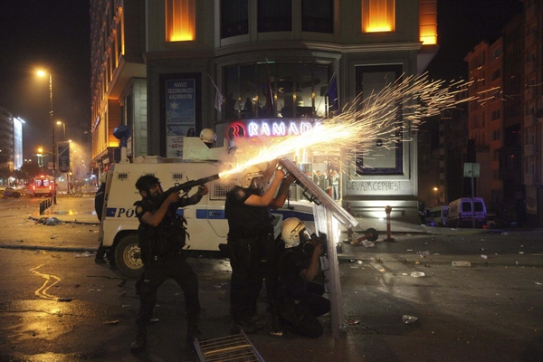 Anti-govt unrest continues in Turkey