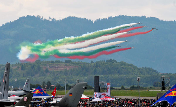 Austrian air show opens