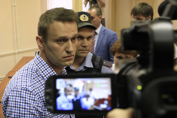 Russia jails opposition leader