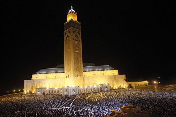 Muslims pray at the Night of Decree