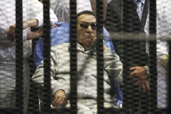 Egyptian court orders Mubarak's release