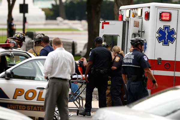 Driver shot dead in car chase at US Capitol
