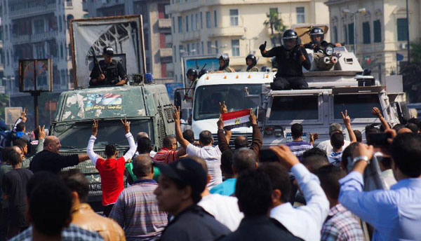 Clashes occur as Morsi's supporters stage protest