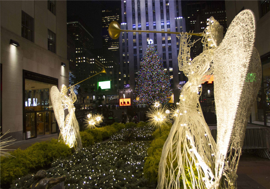 Rockefeller Center Christmas tree lights up city