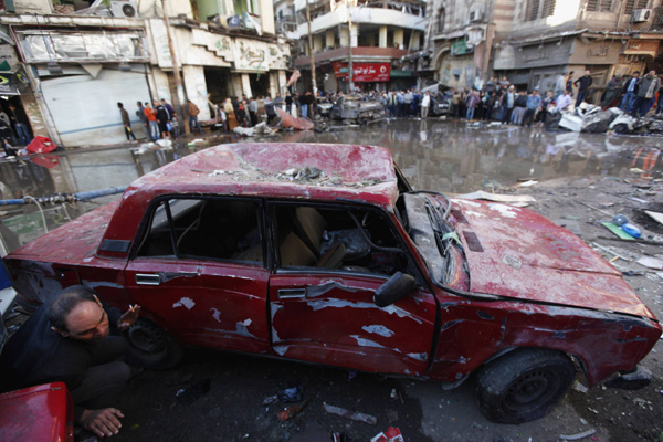 Car bomb kills 13 at Egyptian police compound