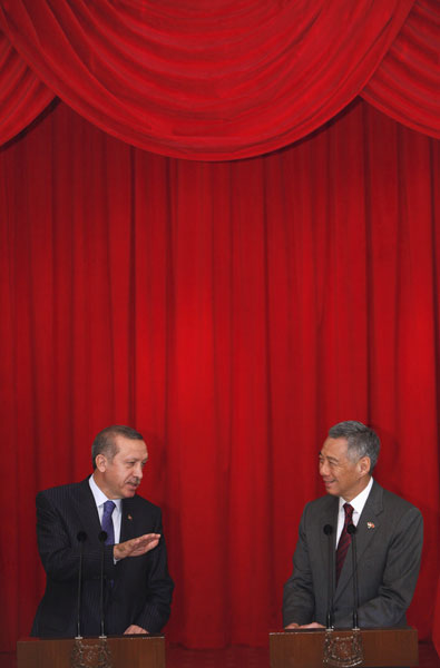 Turkey and Singapore signs counter-terrorism MOU