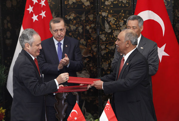 Turkey and Singapore signs counter-terrorism MOU