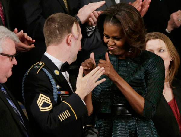 Obama honors US war hero