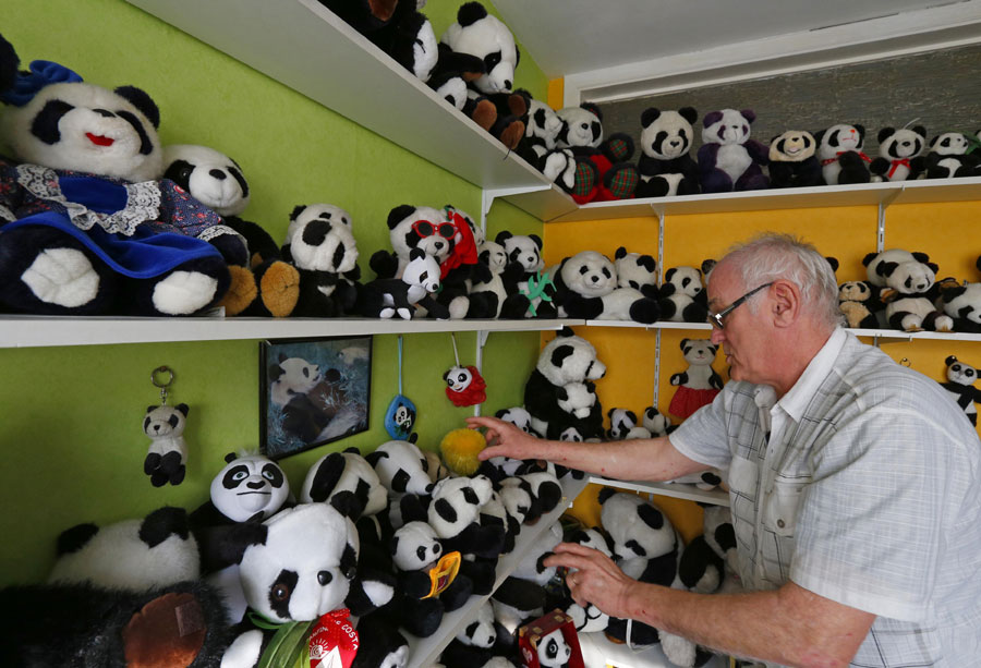 Meet panda maniacs' collection