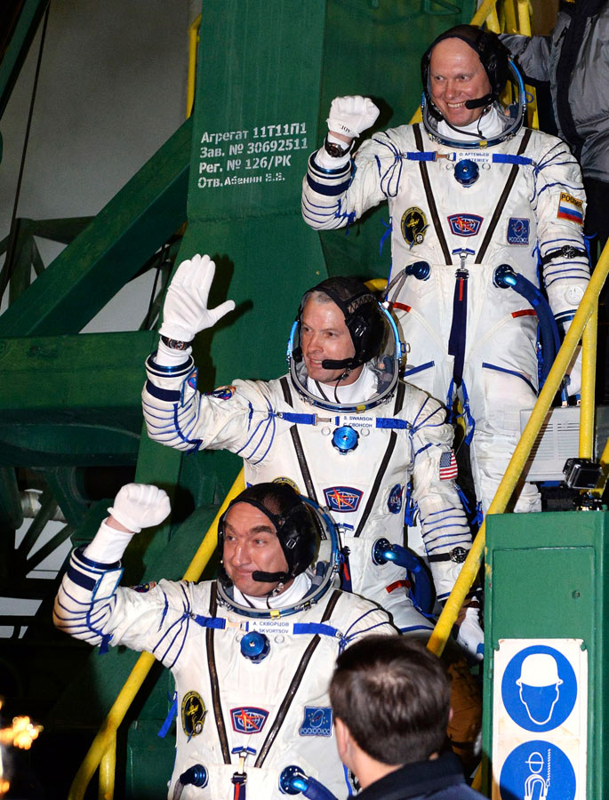 Russian-US crew blast off for space station