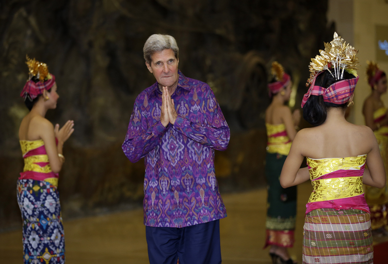 Traditional dresses add color to APEC