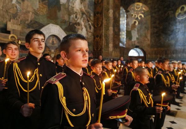 Kiev's young cadets take the oath