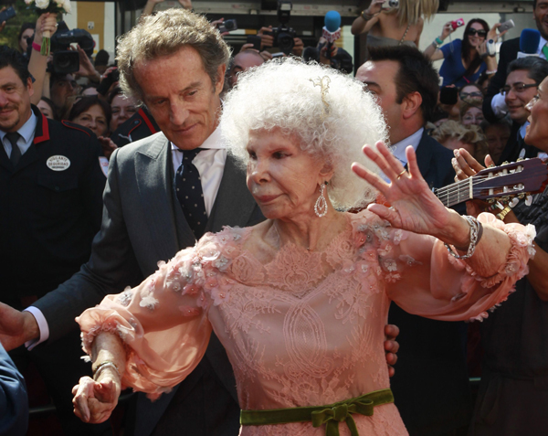 Spanish Duchess of Alba dies at age 88