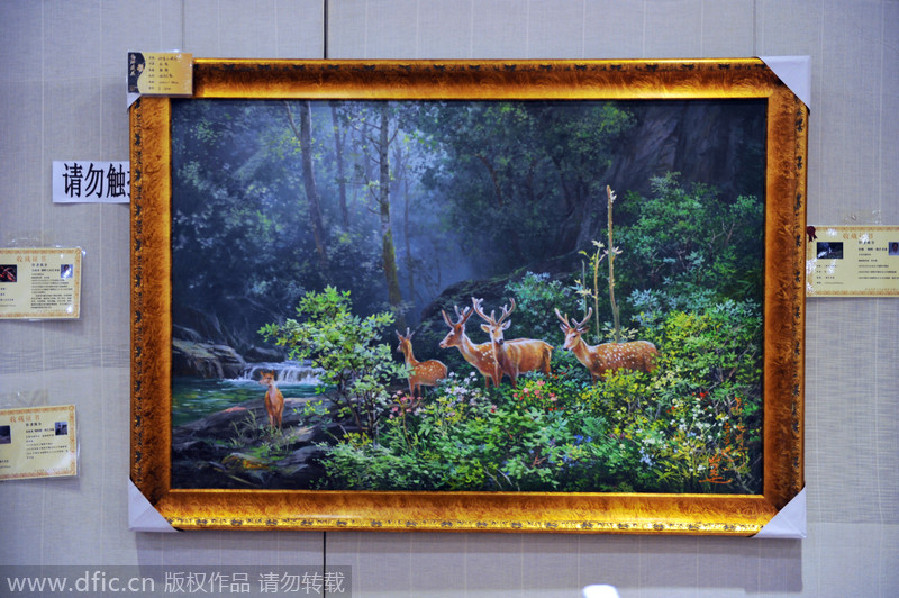Paintings by DPRK's Mansudae Art Studio debut in Shenyang