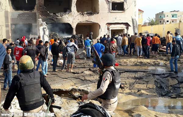 13 soldiers, civilian killed in anti-gov't bombings in Egypt's Sinai