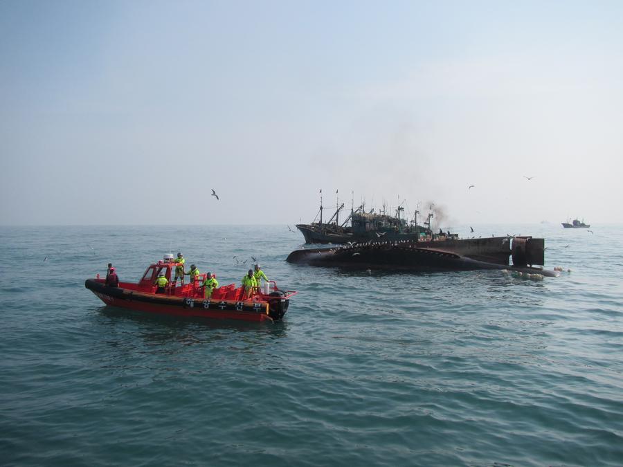 Chinese fishing boat capsizes off S. Korean island: Yonhap