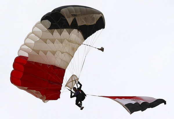 Egyptian International Parachuting Championship kicks off