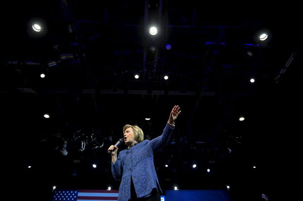 Hillary Clinton calls voting for Iraq war 'a mistake'