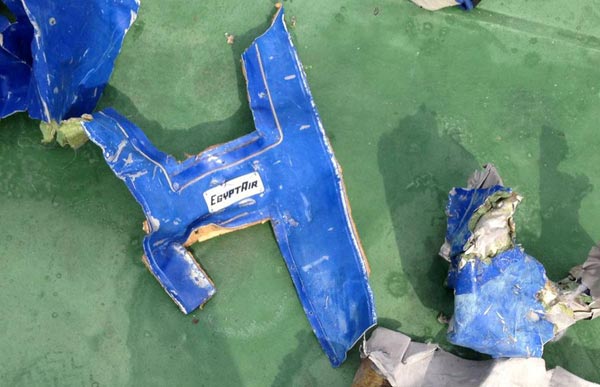 French vessel detects signals from EgyptAir jet black box