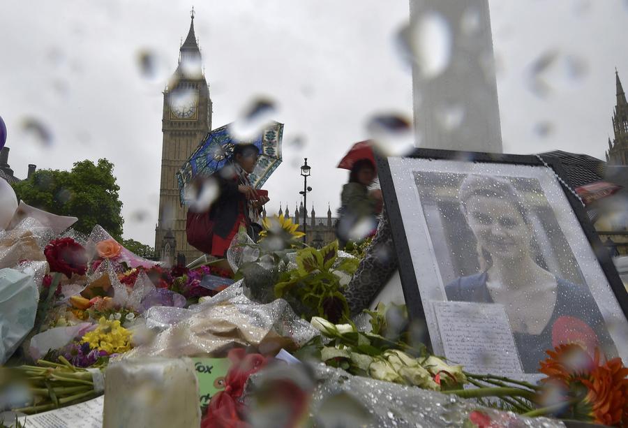 British MPs pay tribute to murdered MP Jo Cox