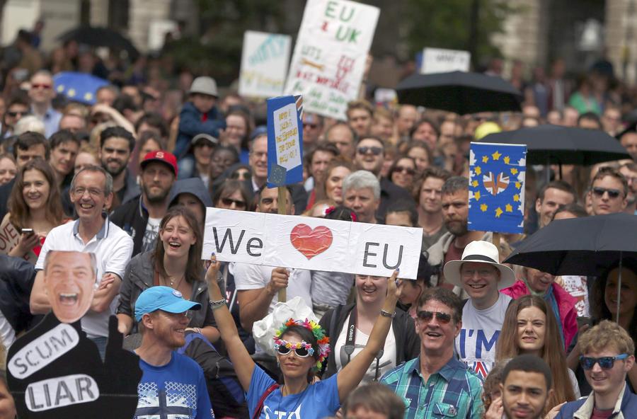 Thousands march against Brexit in London